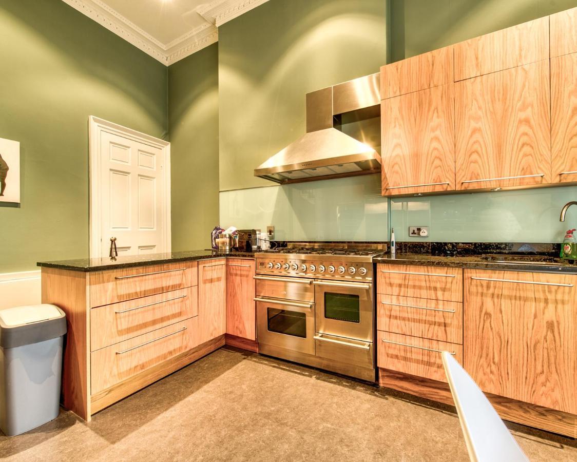 Beautiful City Centre Georgian 4 Bed Townhouse With Private Garden Edinburgh Dış mekan fotoğraf